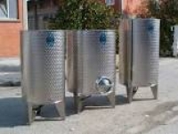 Ortofrutta l&#039;Orticello offre servizio di vino sfuso