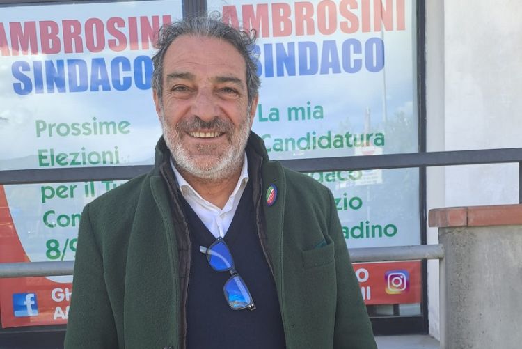 Un&#039;etichetta rosa per aiutare i centri antiviolenza: iniziativa del candidato sindaco di Castelnuovo Ambrosini