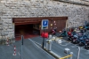 Ruba una bici da 6 mila euro nel parcheggio della stazione ma viene ripreso dalle telecamere