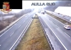 Contromano in autostrada: panico sulla A15 (Video)