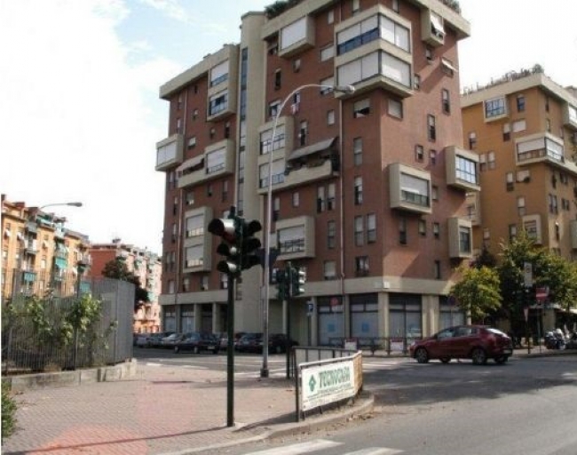 Affitto immobile commerciale mq. 55  Viale Italia [ITAG]