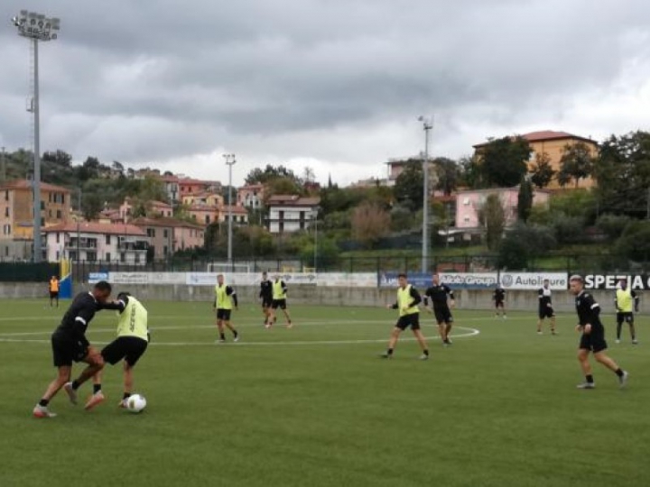 Lo Spezia si allena al Ferdeghini in vista del Frosinone
