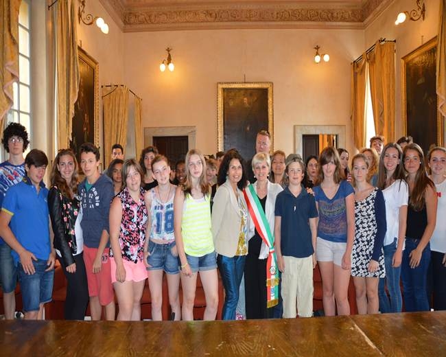 Studenti francesi e olandesi a palazzo civico, doppio successo per gli scambi culturali
