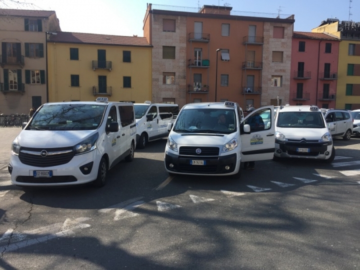 Dalla Regione 80mila euro per la riqualificazione dei taxi