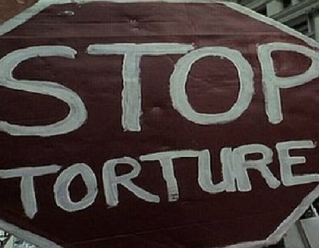 Toti contro il reato di tortura: bocciato l’ordine del giorno del MoVimento 5 Stelle