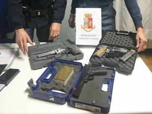 La Polizia ritrova tre pistole rubate