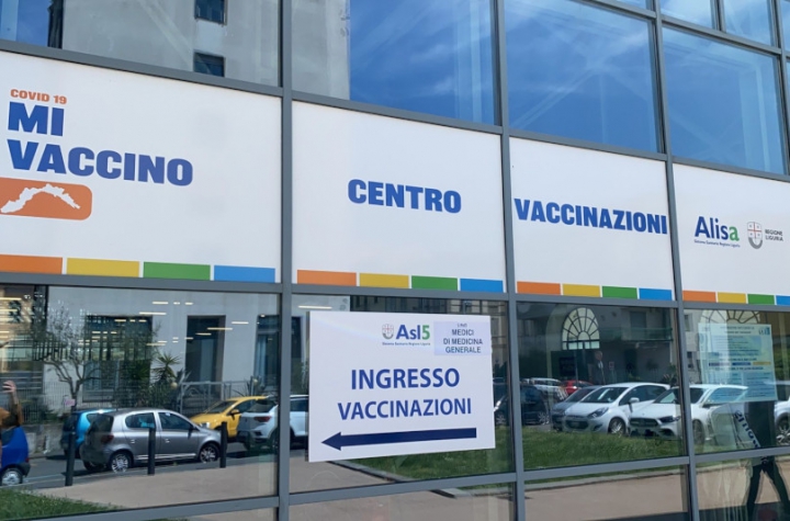 Hub vaccinale all&#039;ex Fitram alla Spezia