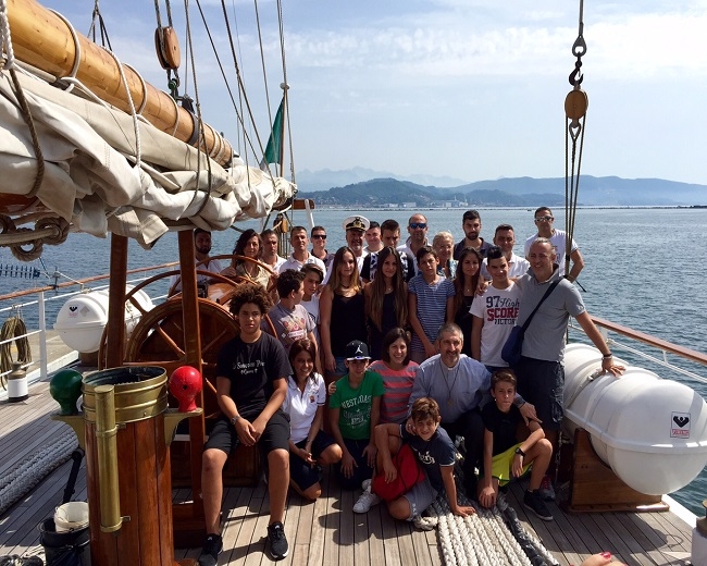 La Rotta Giusta: i ragazzi de Il Traghetto salpano a bordo di Nave Italia