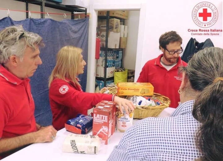 Il 5 maggio raccolta alimentare organizzata dalla Croce Rossa