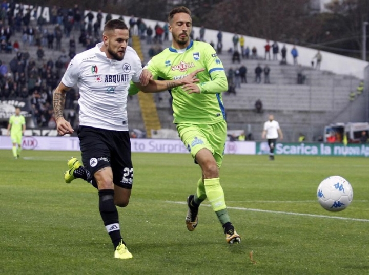 Spezia sconfitto a Pescara 3-2, troppo tardiva la reazione della squadra di Gallo