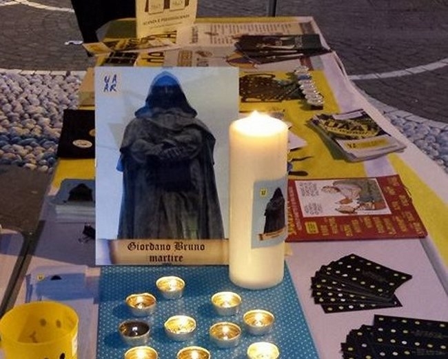 &quot;Accendi una candela per Giordano Bruno&quot;, successo per l&#039;iniziativa UAAR