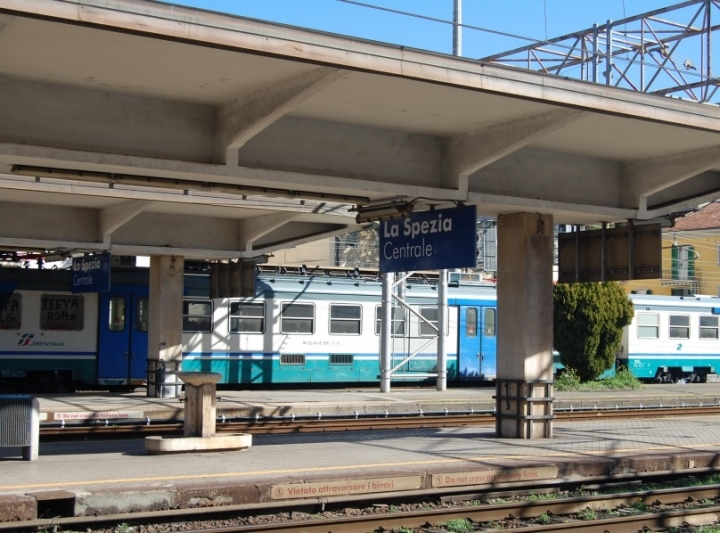 Linea La Spezia - Genova: circolazione ferroviaria rallentata