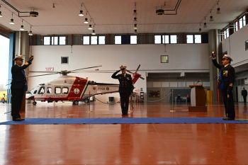 Cambio di Comando alla Base Aeromobili della Guardia Costiera di Sarzana