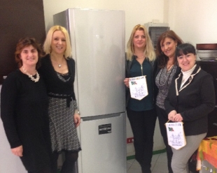 Il Lions Club Roverano dona un frigorifero al Centro Antiviolenza Irene