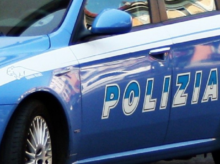 Controlli della Polizia di Stato a Sarzana