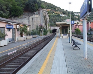 Treni, dal 12 giugno in vigore l&#039;orario estivo: aumentano i convogli che fermano a Framura e Bonassola