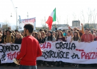 La marcia degli studenti: “Questo governo lo bocciamo!” (Video)