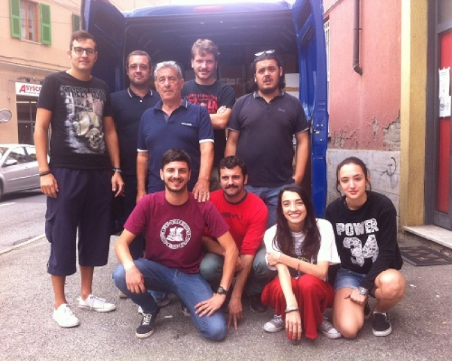 Rifondazione La Spezia in partenza per Pesaro con 2 furgoni pieni e 1000 euro per la popolazione di Amatrice