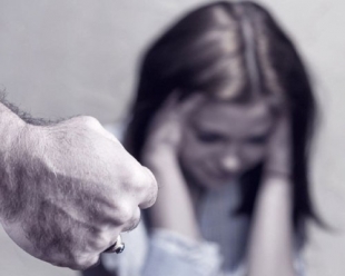 Il caso di violenza domestica si conclude con un provvedimento restrittivo